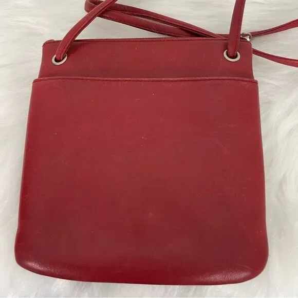 HOBO International Purse Red Leather Crossbody Bag Travel Pockets Roomy - Picture 6 of 10